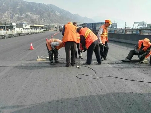 疏附道路桥梁病害治理